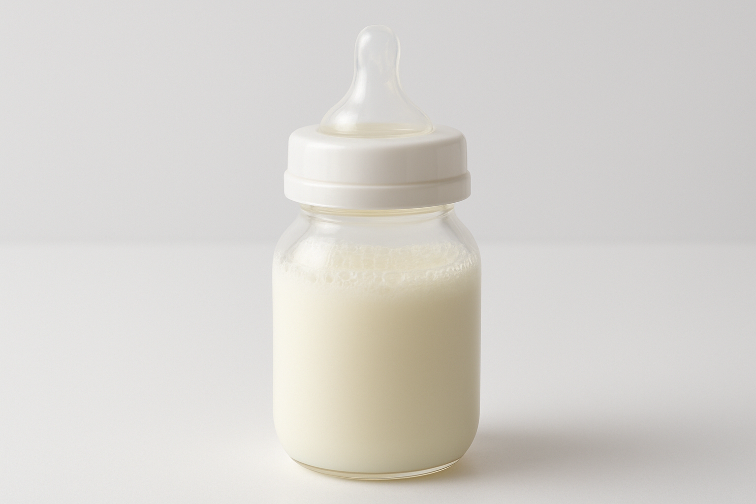Read more about the article Why Is My Breast Milk Frothy? (Understanding Airy or Bubbly Milk Texture)